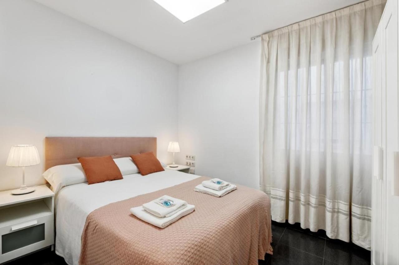 Amplio Piso En Atarazanas Apartment Malaga Ngoại thất bức ảnh